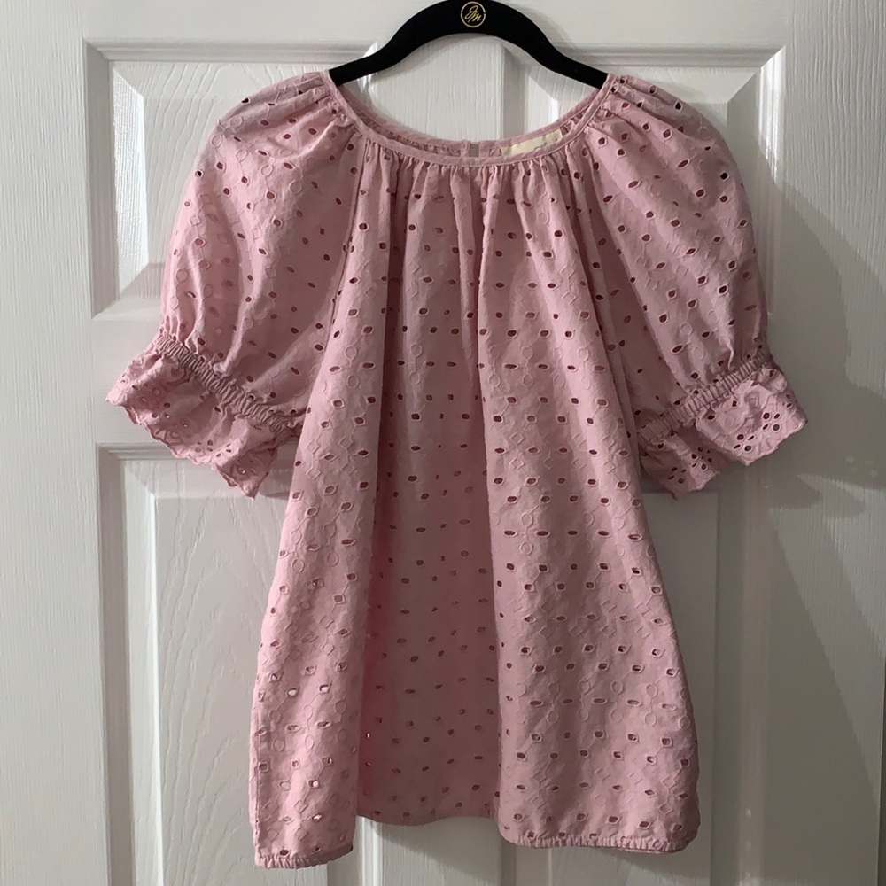 Universal Thread Eyelet Top